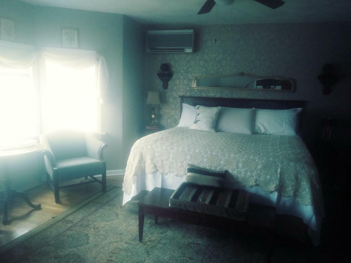 The Guest House At The Regina House Tea Room Moosic Eksteriør bilde